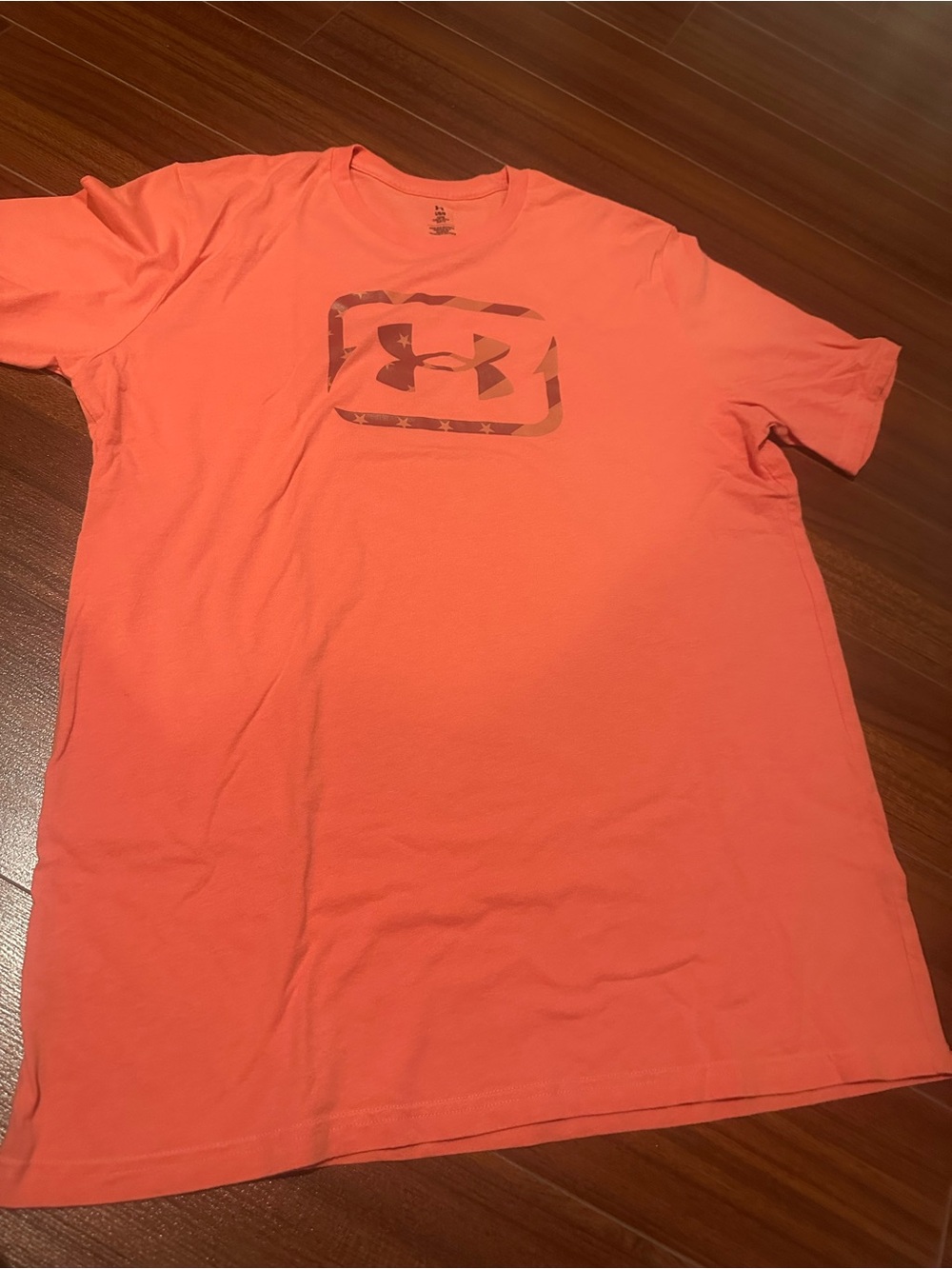 Under Armour Men's Coral Graphic Logo Short Sleeve Tee